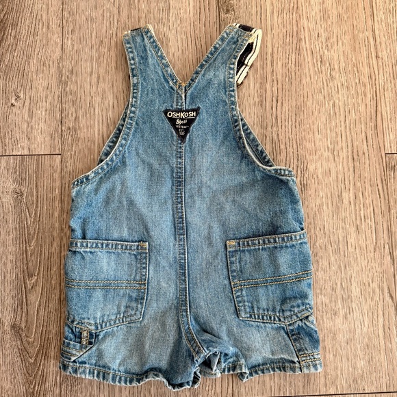 OshKosh B'gosh Blue Denim Shorts Overalls baby size 6M - Picture 4 of 5